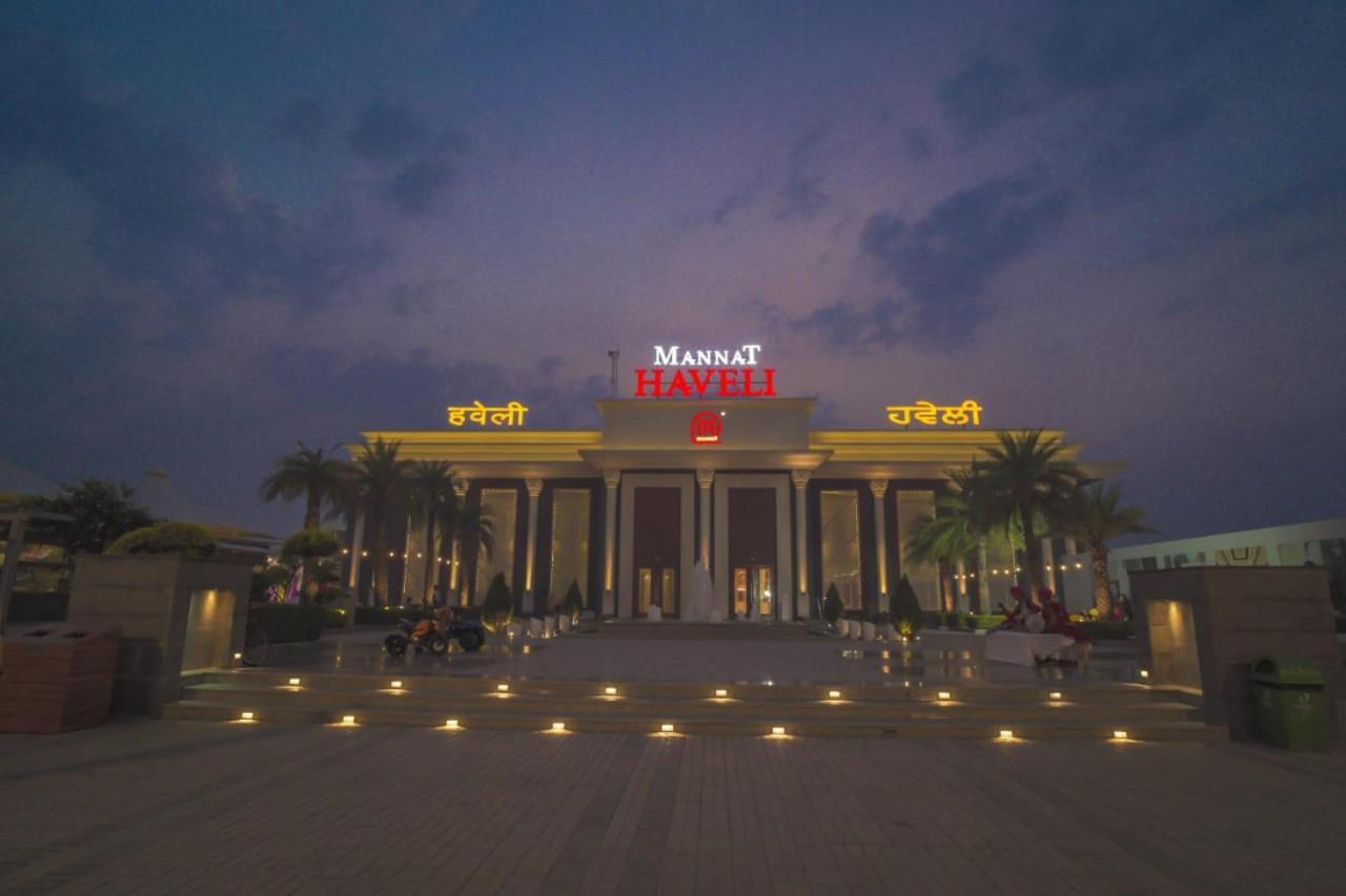 Mannat Haveli Hotel Kurukshetra ภายนอก รูปภาพ