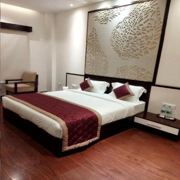 Mannat Haveli Hotel Kurukshetra ภายนอก รูปภาพ