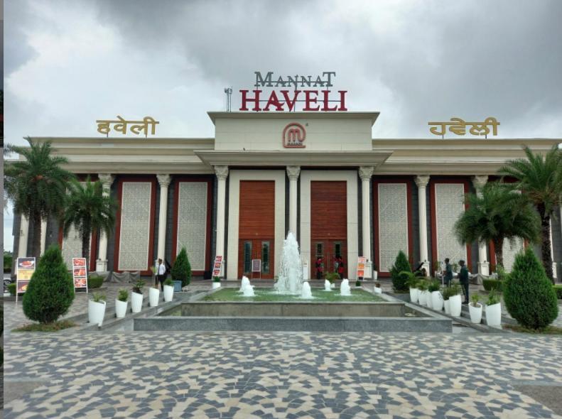 Mannat Haveli Hotel Kurukshetra ภายนอก รูปภาพ