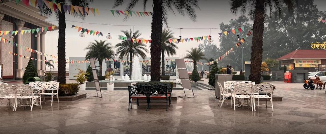 Mannat Haveli Hotel Kurukshetra ภายนอก รูปภาพ
